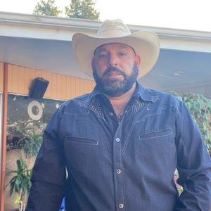 Meet your Posher, Bernardo